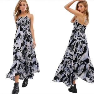 FREE PEOPLE Intimately Free Heat Wave Blue/White Floral Smocked  Maxi Dress SZ S